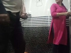 18 летние, Ванна, Красивые, Минет, Застукали, Индианки, Натуральные сиськи, Сестра