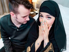 Arabe, Gros cul, Grosse bite, Gros seins, Sucer une bite, En levrette, Mère que j'aimerais baiser