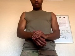 Enthousiasteling, Grote lul, Zwart, Mollig, Sperma shot, Voeten, Homo, Handbeurt