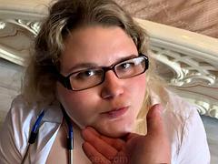 Leie, In den arsch, Blasen, Pummelig, Besamung, Krankenschwester, Pov, Titten