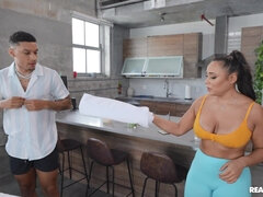 Nana, Gros cul, Grosse bite, Gros seins, Hard, Interracial, Seins naturels, Tatouage