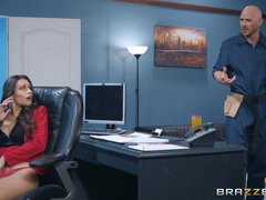 Amateur, Brunette brune, Masturbation, Bureau, Culottes ou slips