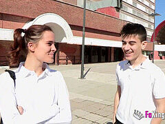 Enthousiasteling, Zwart, Bruinharig, Europees, Volledige film, Realiteit, Mager, Spaans