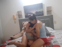 Noir ébène, Doigter, Lesbienne, Masturbation, Chatte, Rasée, Solo, Strapon