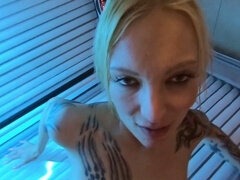 Preservatif, Éjaculation interne, Allemand, Petite amie, Mère que j'aimerais baiser, Public, Tatouage, Nénés