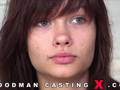 Anal, Sucer une bite, Brunette brune, Tir de sperme, Européenne, Léchez, Rasée, Adolescente