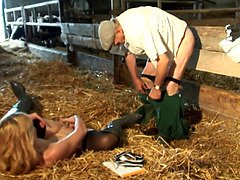 Mooi, Blond, Rondborstig, Oudere vrouw, Boederij, Omie, Rijpe lesbienne, Moeder