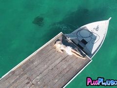 Rubia, Lencería, Madres para coger, Mamá, Al aire libre, Solo, Tetas