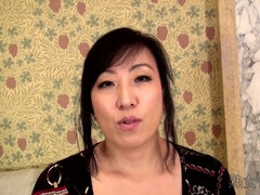 Asian chubby mom amateur porn video