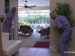 アナル, デカパイ, 顔射, お婆さん, Hd, ストッキング, タトゥー, 三人