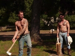 Cowboy with a banging torso doing it with no condom on