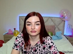 Amateur, Nana, Brunette brune, Habillées, Hd, Fait maison, Solo, Webcam