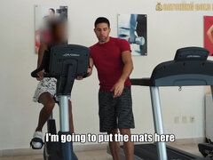 Amateur, Sucer une bite, Grossier, Gym, Hard, Pute