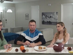 Morena, Animadora, Bailar, Polla, Estrella porno, Tabú, Hilo dental, Uniforme