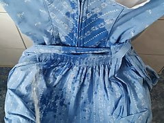 Dirndl-Pissoir