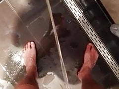 Pissing in shower