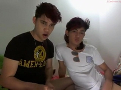 2 Latinos On Cam
