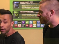 Edged hunk gets his dick toyed in threeway