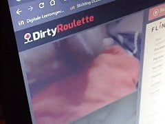 Girlfriend masturbates on cam