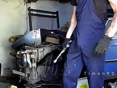 Auto mechanic TimonRDD found a rubber butt in the client's car and fucked her hard
