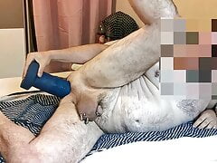 XXL Dildo im Arsch