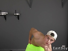 Sexy Muscle Boy - Nude Fitness Casting
