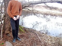 HUGE CUMSHOT, while climbing trees LOL!