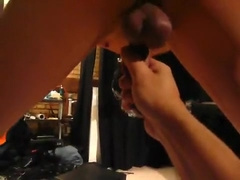 Training villein nicolas25: Slapping & pulling his balls
