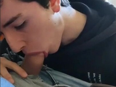 Lad luvs deep-throating dad's manstick