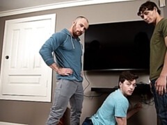 Spit-roasting 3some with roomies Markie More, Zachary Country, and Jaydon Jensen