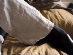 tie/shoe jerk off