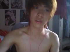 Sweet Asian Twink Handjob