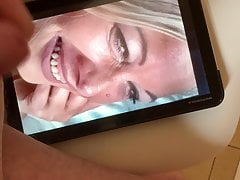 Spraying my cum all over Jodie