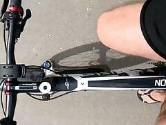 XXL Exhibitionismus FKK bicycle