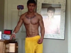 Sexy Gym Stud Jerking Off 2