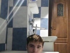Bathtub DEMONSTRATE GayBoy iulianloveeu from Chaturbate ^_^ Fallow me guyys!