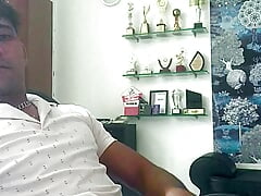 Delhi top