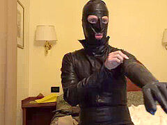 Wearing brand fresh black spandex gloves