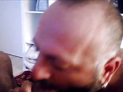 Sucking Bear