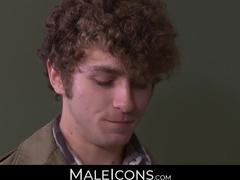 MaleIcons.com - Calvin Banks' sexual confusion and curiosity leading to a wild boink
