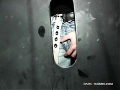 Darkcruising.com - Two twinks in a glory hole