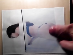 Cumtribute on Hailee Steinfelds Perfect Ass