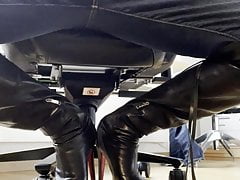 Enjoy my Overknee and cum