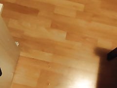 Heftiger Abgang & mit viel Druck sehr weit gespritzt