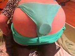 HANDS FREE CUM + ANAL GAPE AND HUGE DILDO