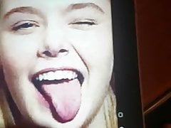 Cum Tribute Ellae Fanning - Spritzen auf Elle Fanning