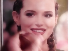 Cum on Bella Thornes cute Face