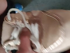 Schwaegerin zu Besuch, schnell mal die Schuhe veredelt