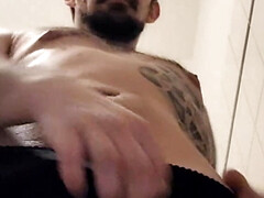 Toying my virgin ass