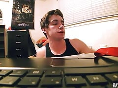 Uncut Naked Gymnast & Skater Eric Morning